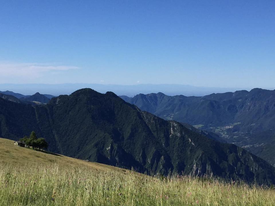 Ca' Moretti Piazzatorre Esterno foto