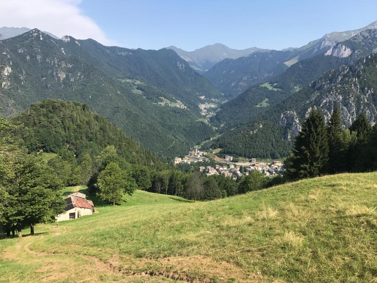 Ca' Moretti Piazzatorre Esterno foto